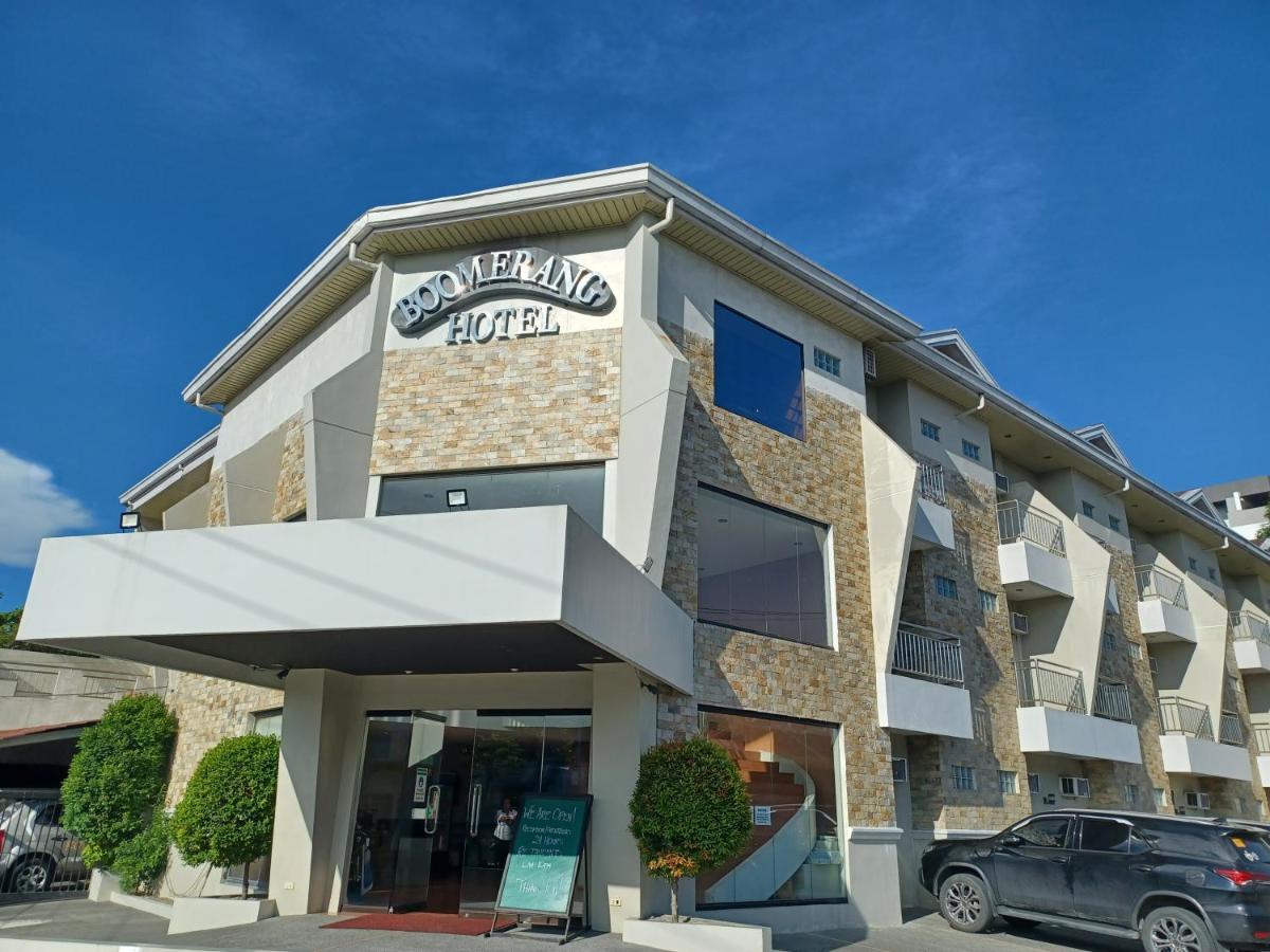 Boomerang Hotel Angeles Esterno foto