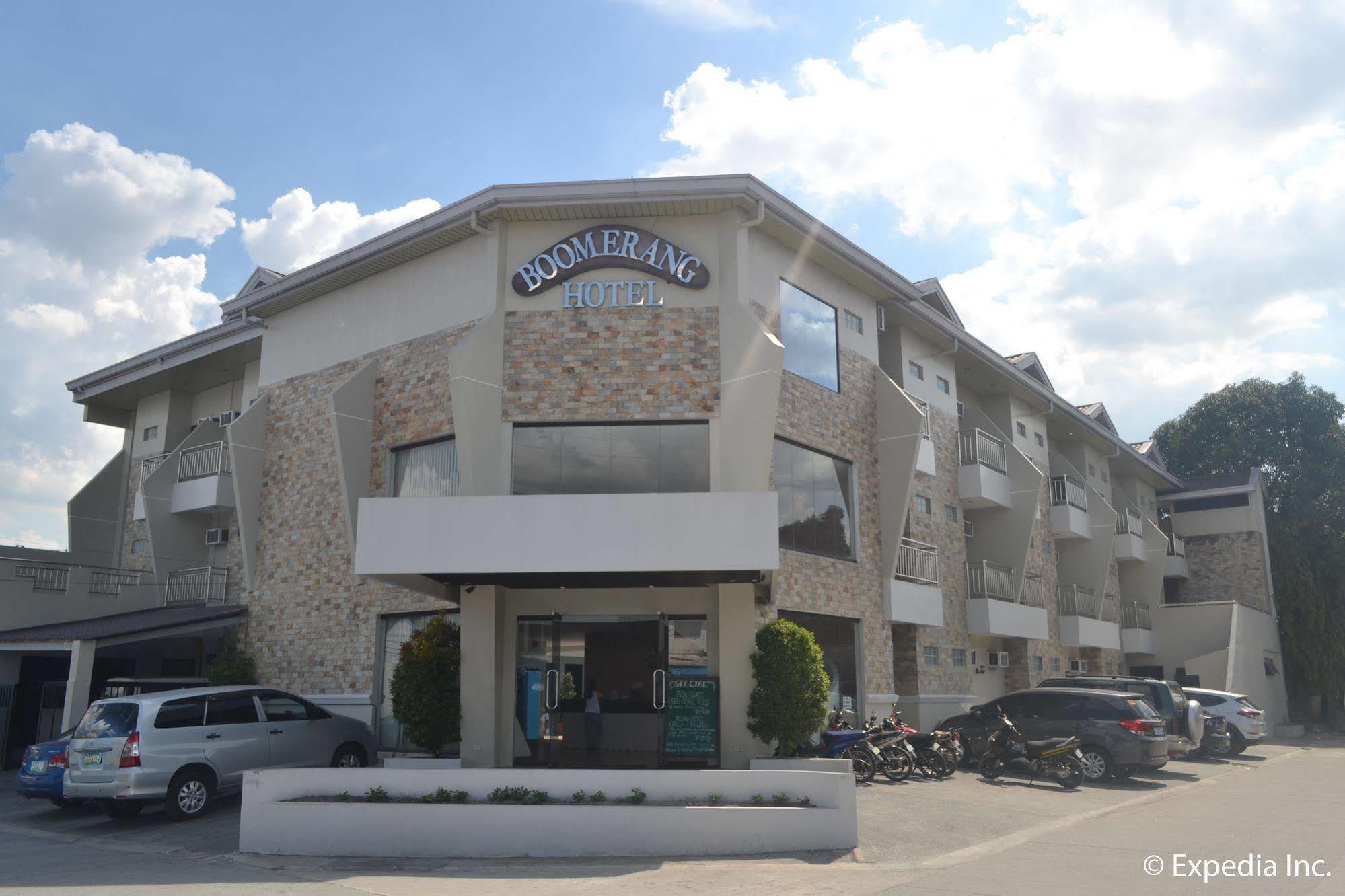 Boomerang Hotel Angeles Esterno foto