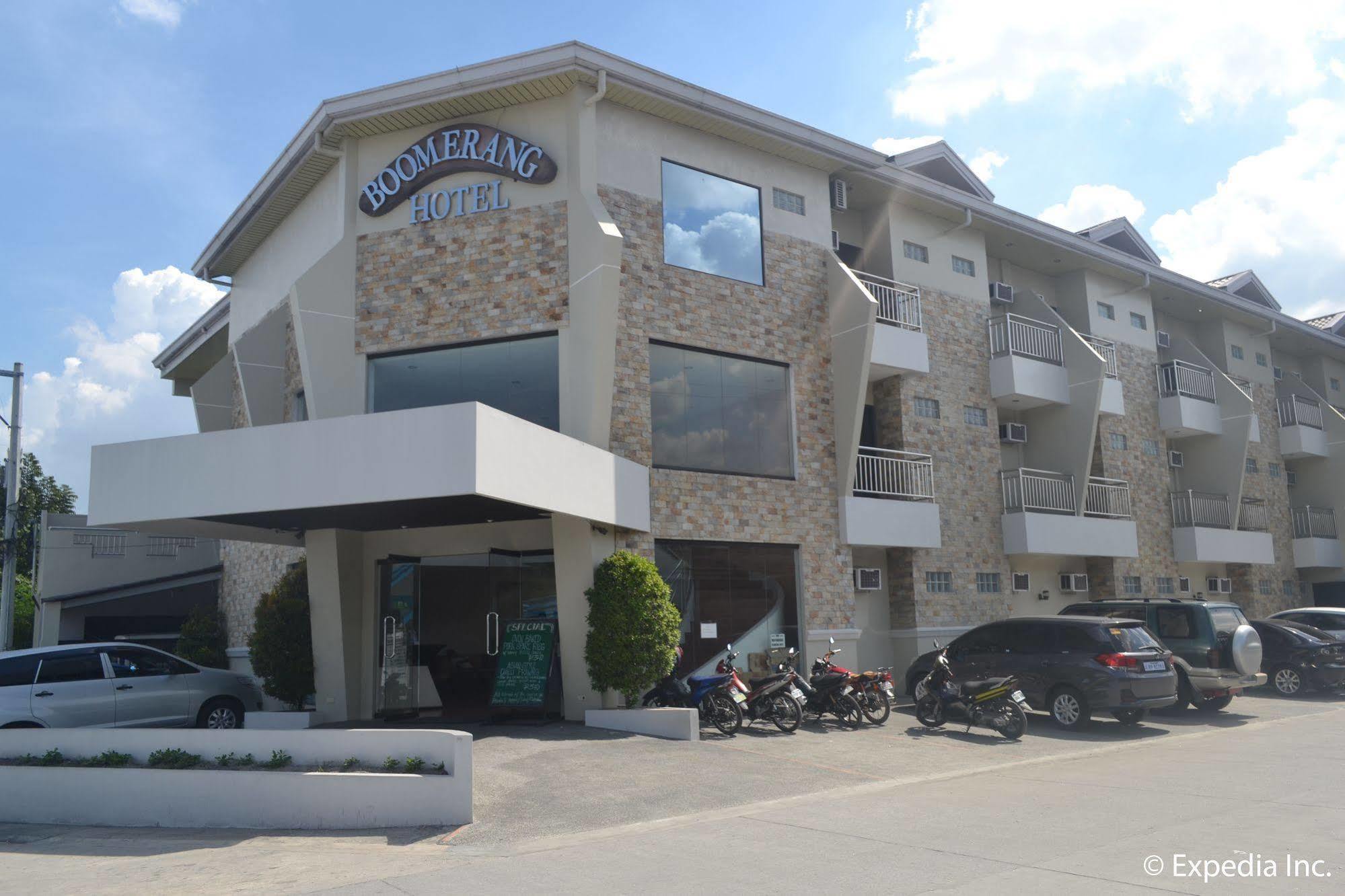 Boomerang Hotel Angeles Esterno foto
