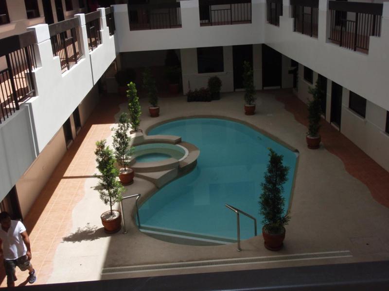 Boomerang Hotel Angeles Esterno foto