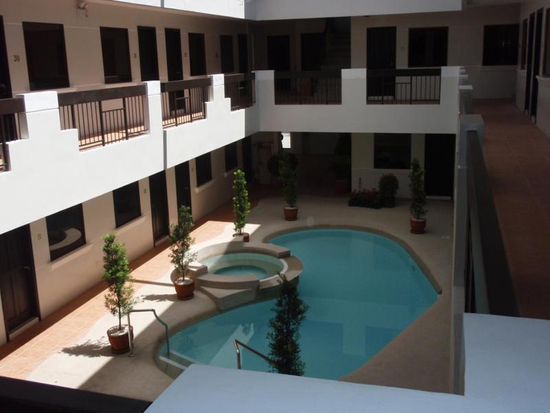 Boomerang Hotel Angeles Esterno foto